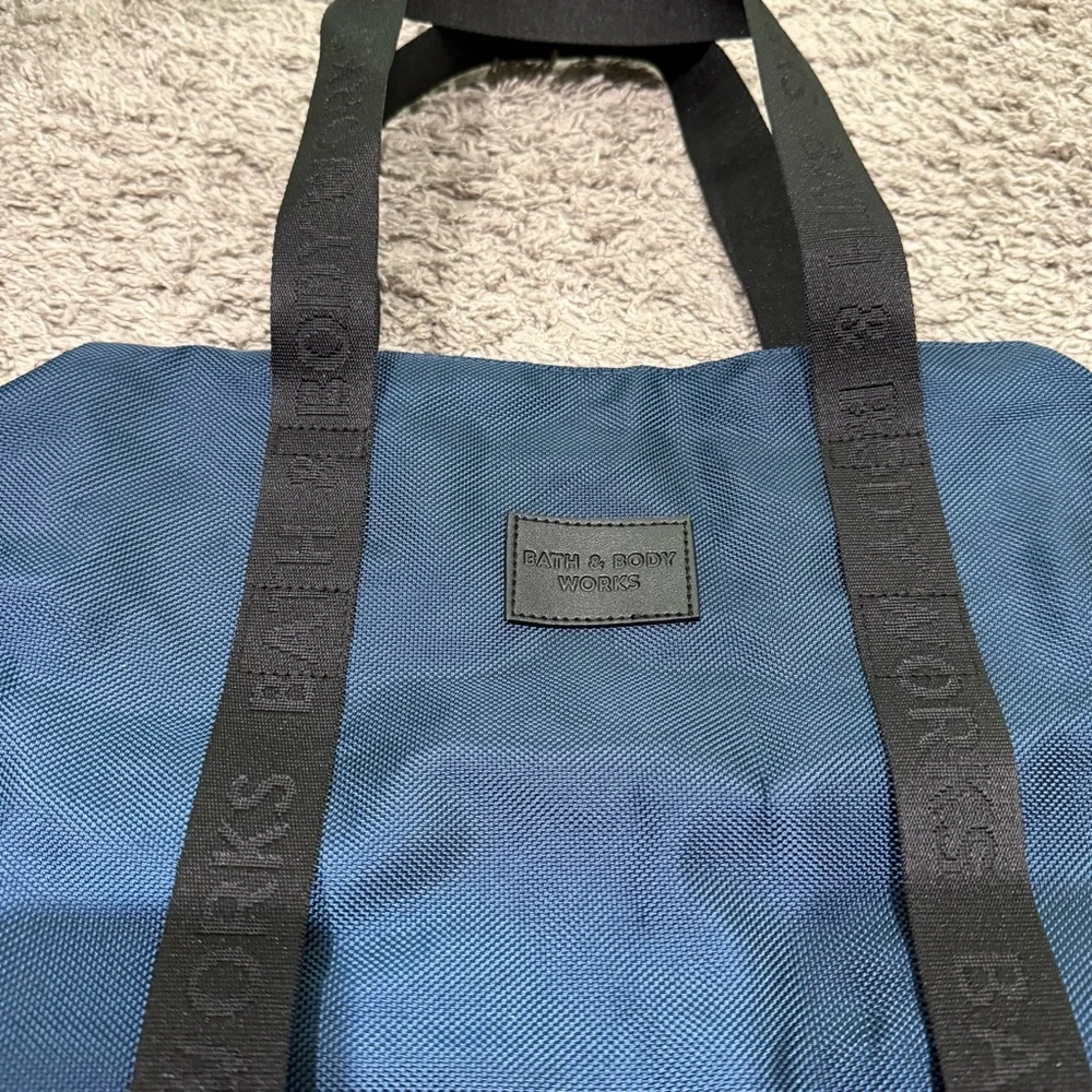 Bath & Body Work Men’s Navy Blue Duffle Bag